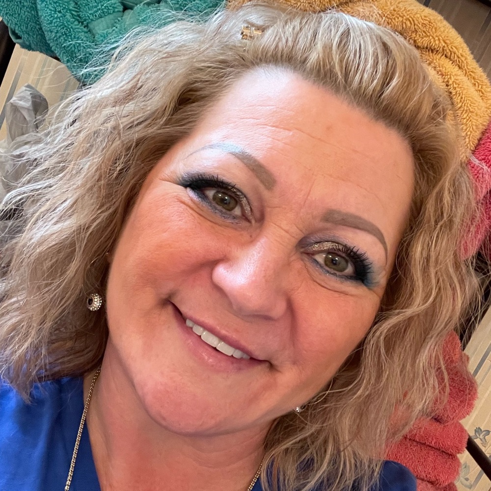 Meet your Posher, Janelle